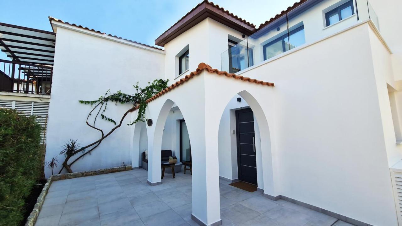 Phaedrus Living: Seaview Luxury Villa Venus Paphos Extérieur photo